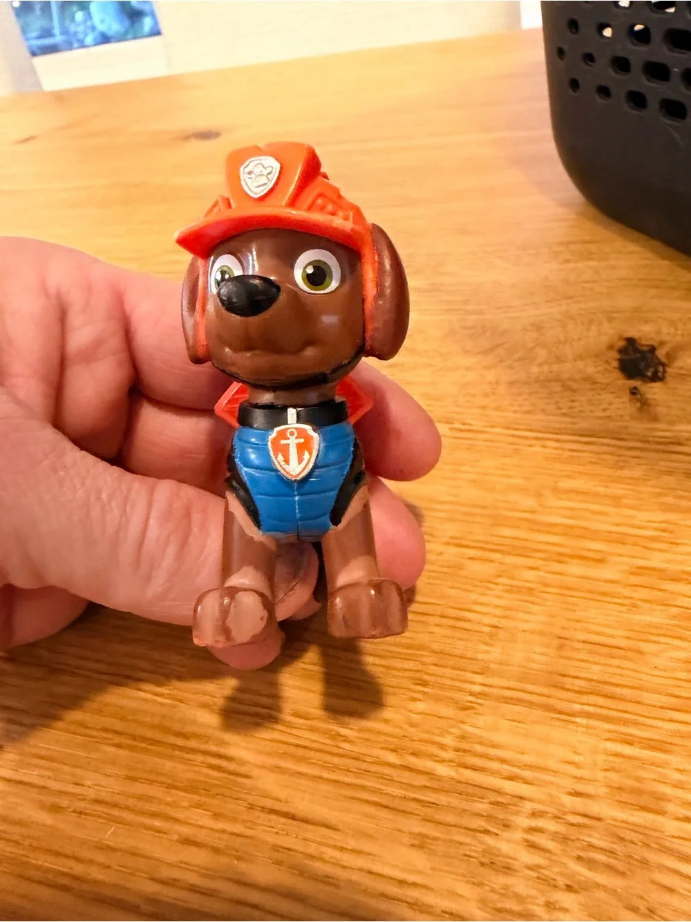 Paw Patrol Zuma Dog Posable Action Figure Jet Pack Water Rescue
